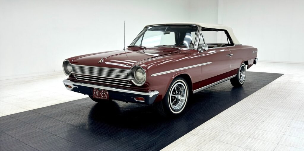 1965 Pontiac GTO Tri-Power — view 2
